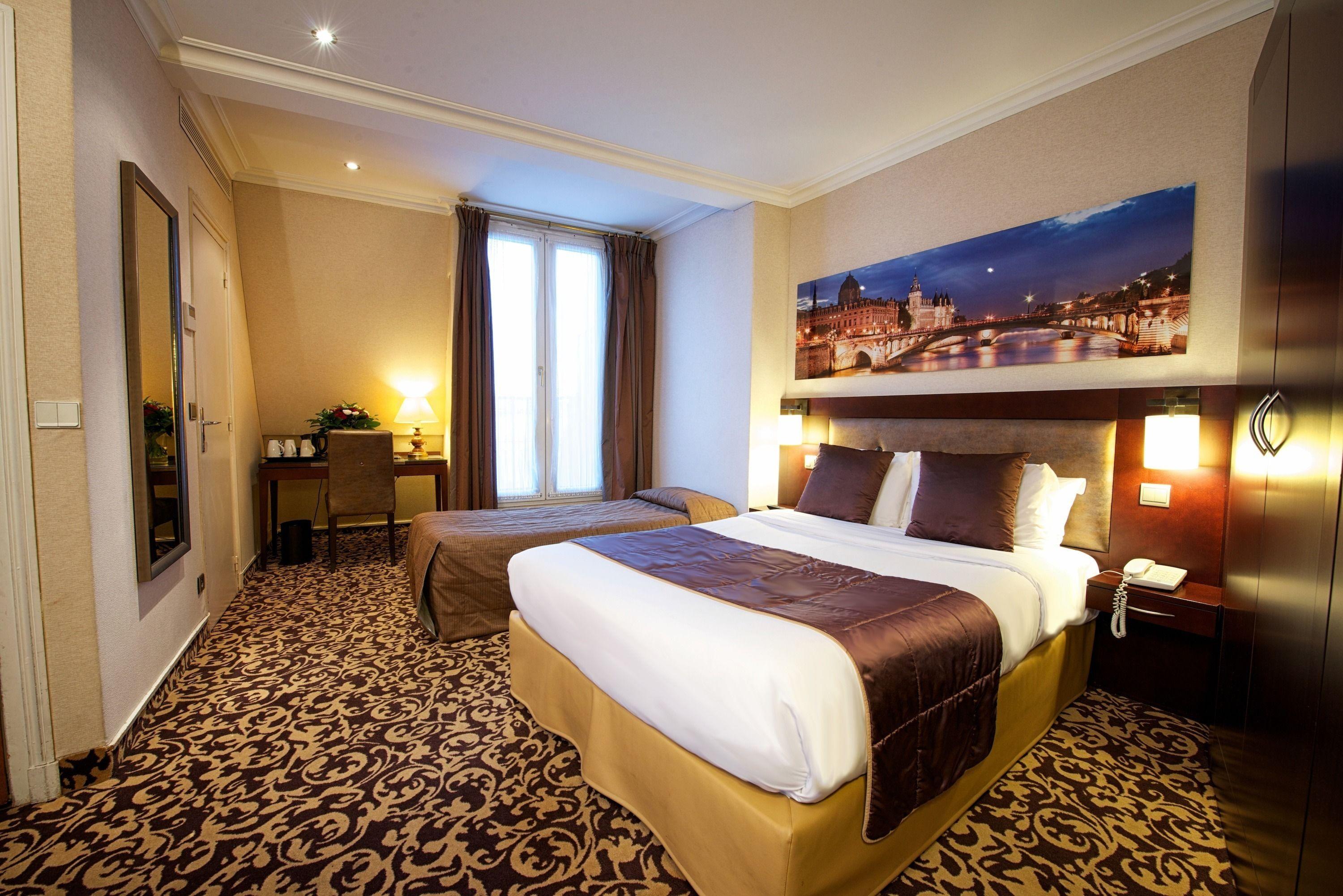 Hotel Abbatial Saint Germain 3*