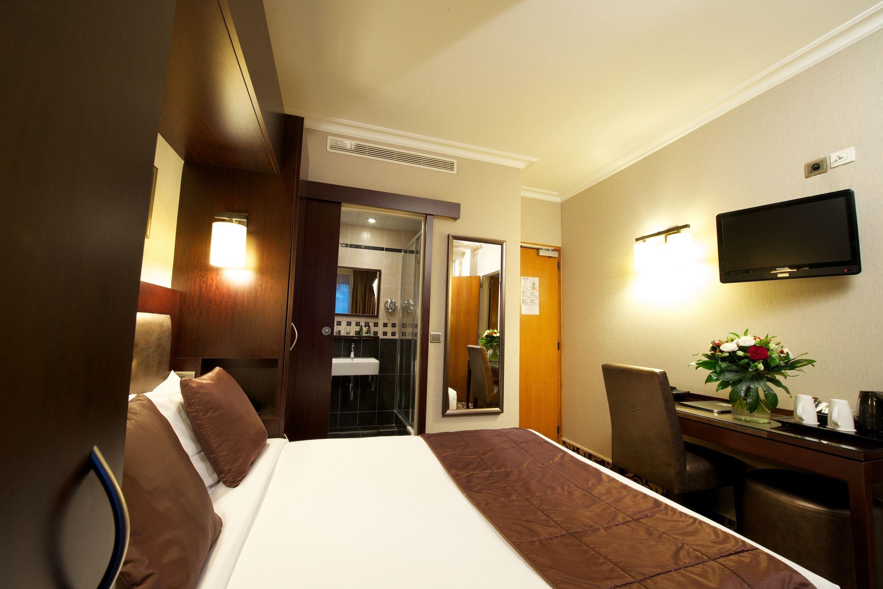 Abbatial Saint Germain Hotel